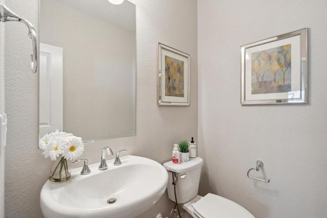 5761 Vibrant Loop, San Jose, CA 95119