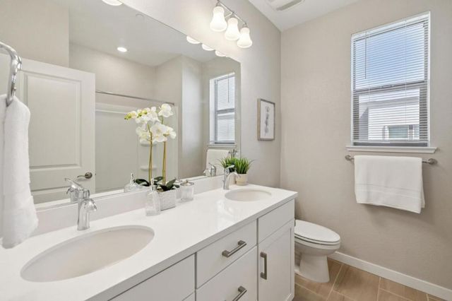 5761 Vibrant Loop, San Jose, CA 95119