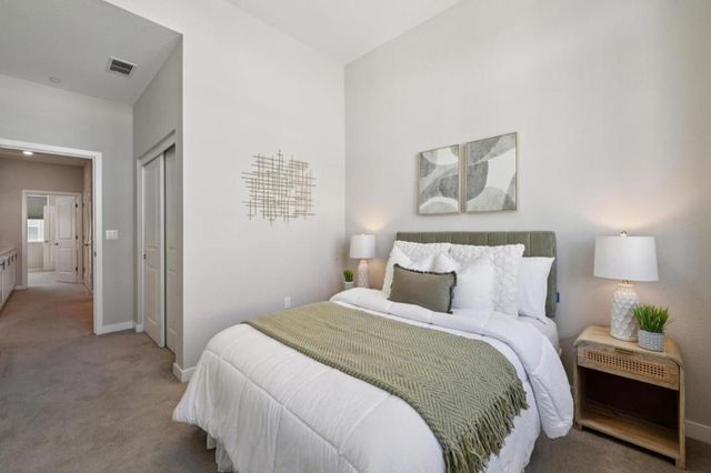 5761 Vibrant Loop, San Jose, CA 95119