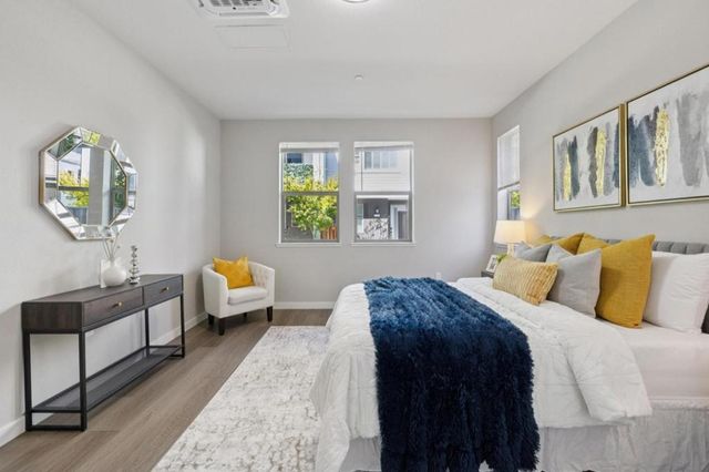 5761 Vibrant Loop, San Jose, CA 95119