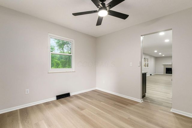 151 Bristol Drive SW, Reynoldsburg, OH 43068