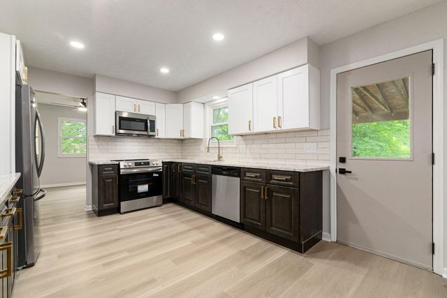 151 Bristol Drive SW, Reynoldsburg, OH 43068