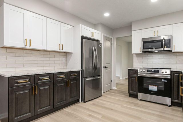 151 Bristol Drive SW, Reynoldsburg, OH 43068