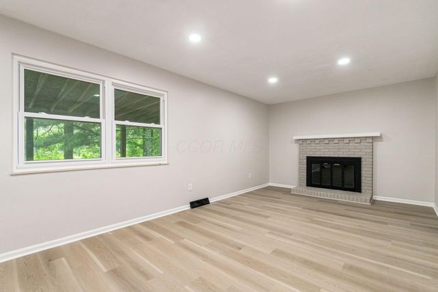 151 Bristol Drive SW, Reynoldsburg, OH 43068