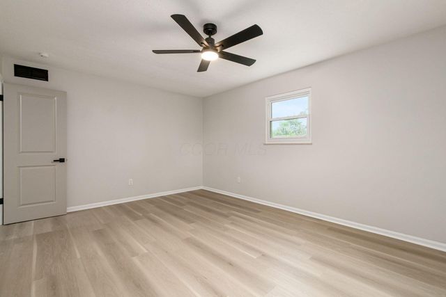 151 Bristol Drive SW, Reynoldsburg, OH 43068