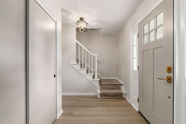 151 Bristol Drive SW, Reynoldsburg, OH 43068
