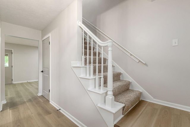 151 Bristol Drive SW, Reynoldsburg, OH 43068