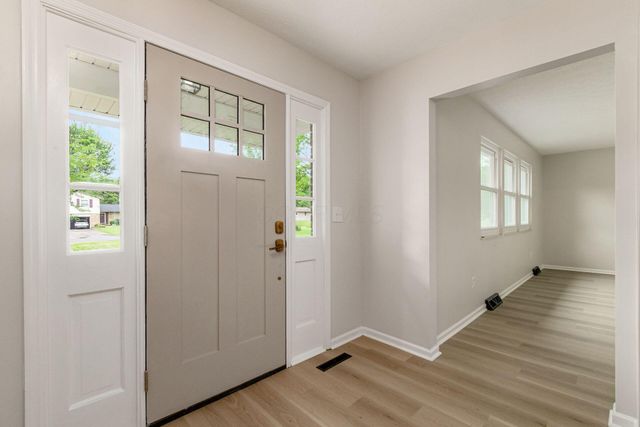 151 Bristol Drive SW, Reynoldsburg, OH 43068