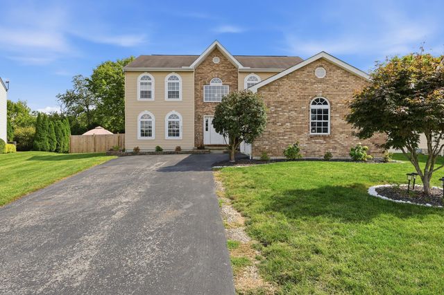 211 Cavanaugh Drive, Commercial Point, OH 43116