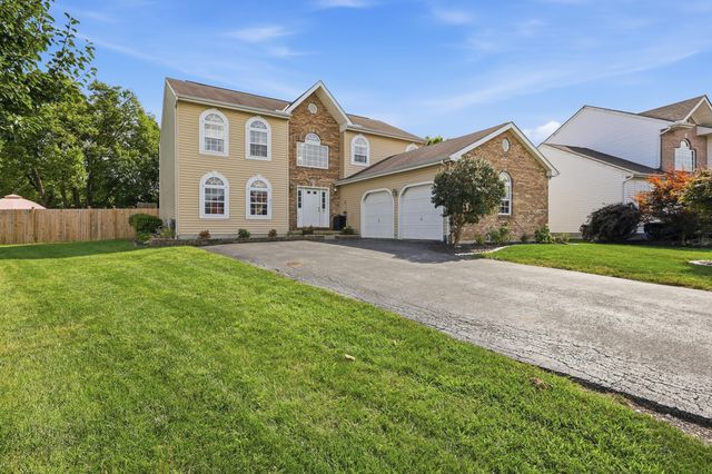 211 Cavanaugh Drive, Commercial Point, OH 43116
