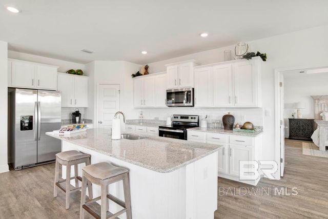 10385 Winning Colors Trail, Daphne, AL 36526