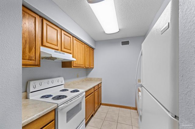 600 Scenic Hwy 202, Pensacola, FL 32503