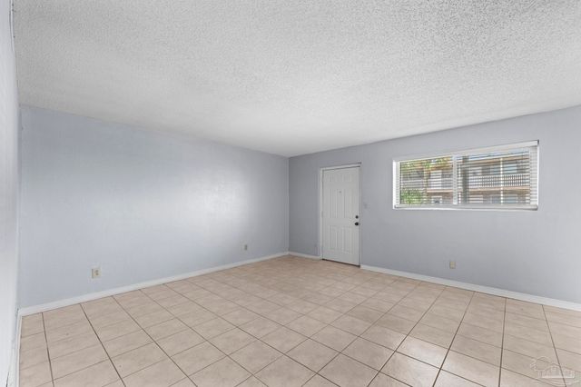 600 Scenic Hwy 202, Pensacola, FL 32503