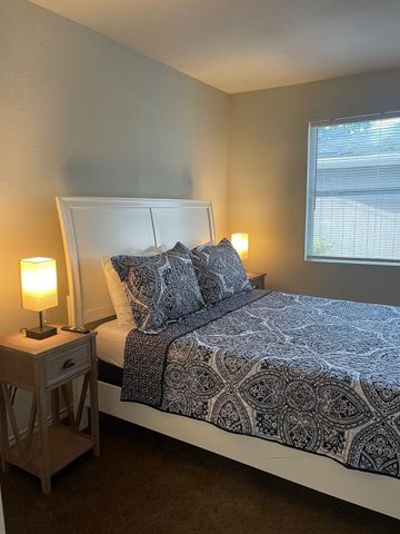 2010 Caplin Street, Houston, TX 77026