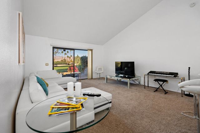 40856 La Costa Circle E, Palm Desert, CA 92211