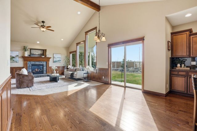 1228 E Fireside Ln, Spokane, WA 99208