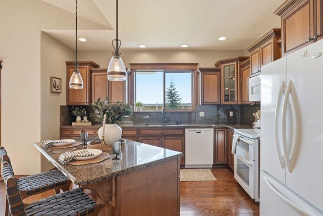 1228 E Fireside Ln, Spokane, WA 99208