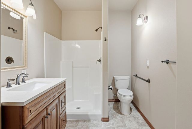 1228 E Fireside Ln, Spokane, WA 99208