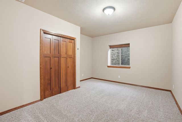 1228 E Fireside Ln, Spokane, WA 99208