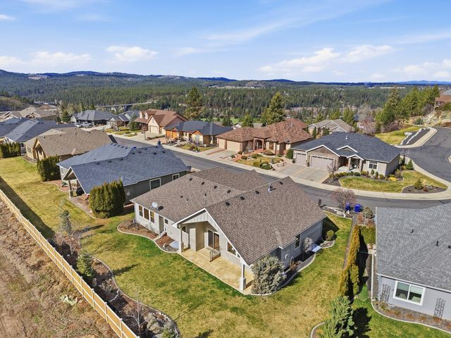 1228 E Fireside Ln, Spokane, WA 99208