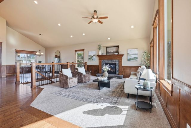 1228 E Fireside Ln, Spokane, WA 99208