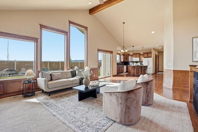 1228 E Fireside Ln, Spokane, WA 99208