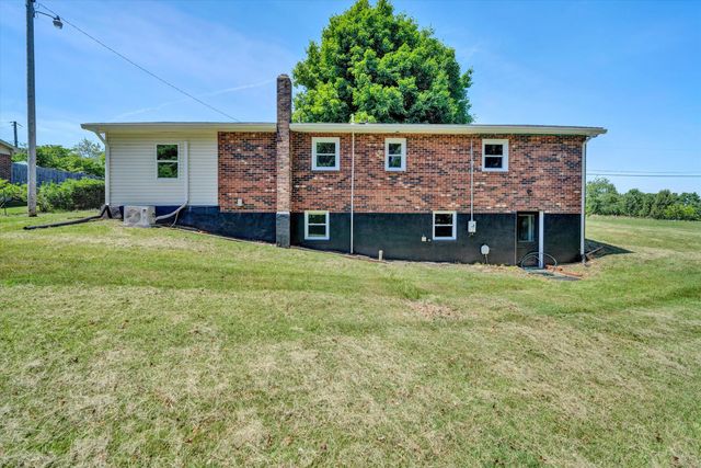 1230 Tripple Creek RD, Rocky Mount, VA 24151