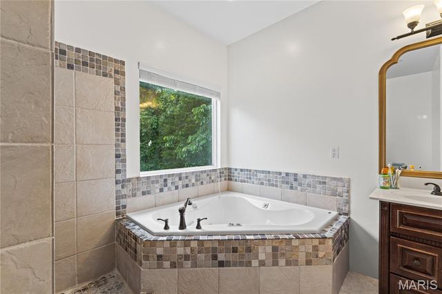 5604 Katys Way, Hillsboro, MO 63050