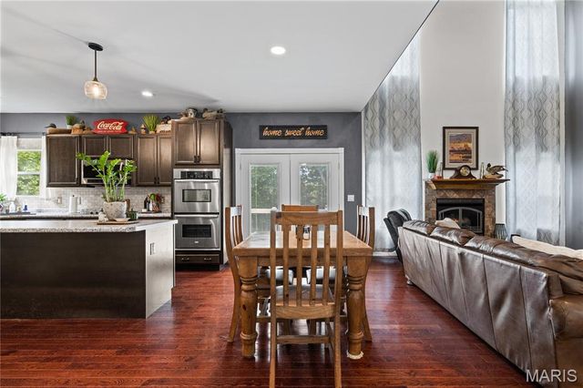 5604 Katys Way, Hillsboro, MO 63050