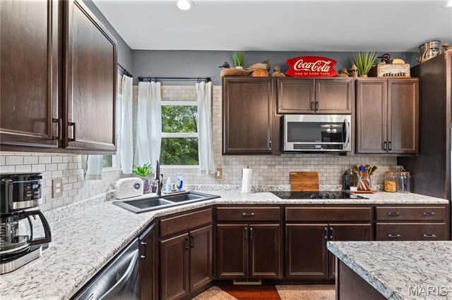 5604 Katys Way, Hillsboro, MO 63050