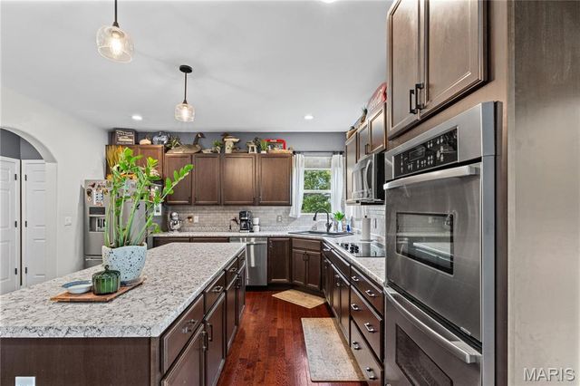 5604 Katys Way, Hillsboro, MO 63050