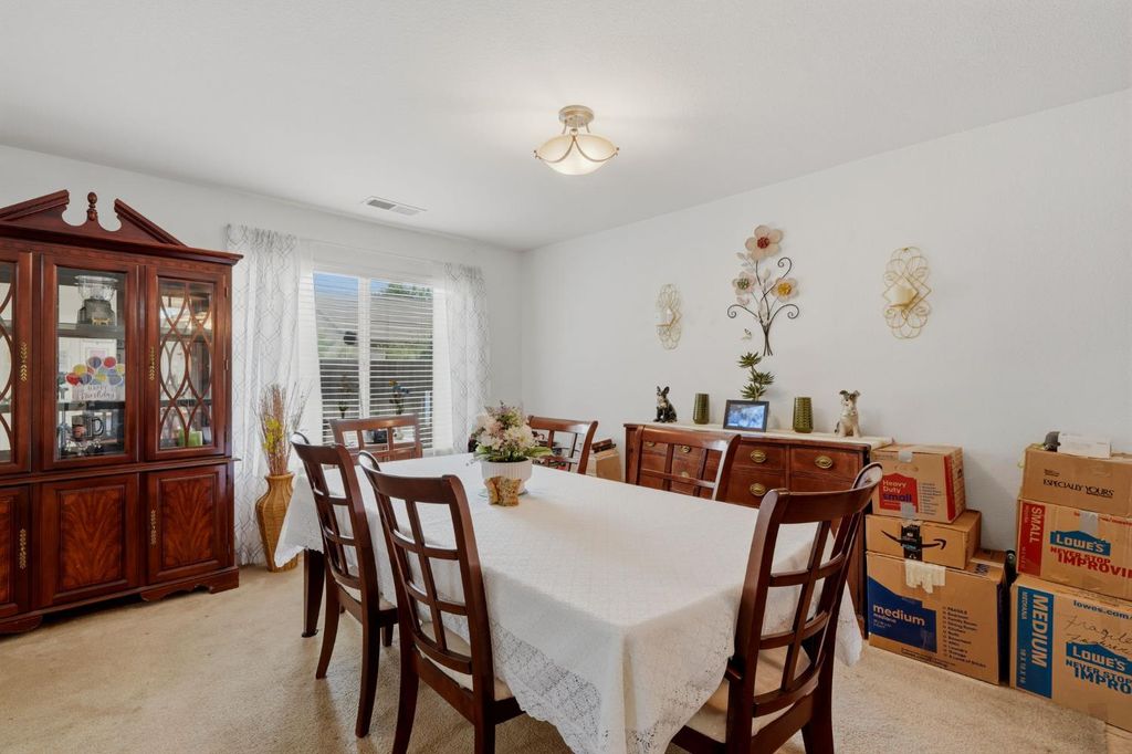 Image 22 of property listing at 3728 E School Avenue, Visalia, CA 93292