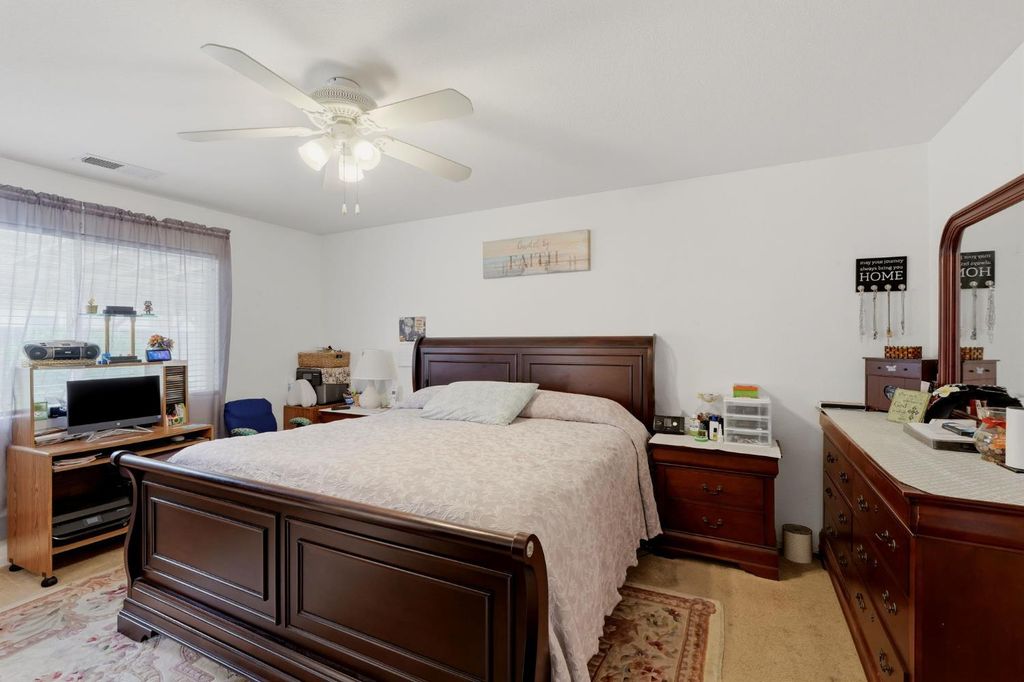 Image 40 of property listing at 3728 E School Avenue, Visalia, CA 93292