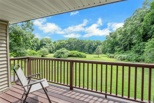 202 Vista On The Lake, Carmel, NY 10512