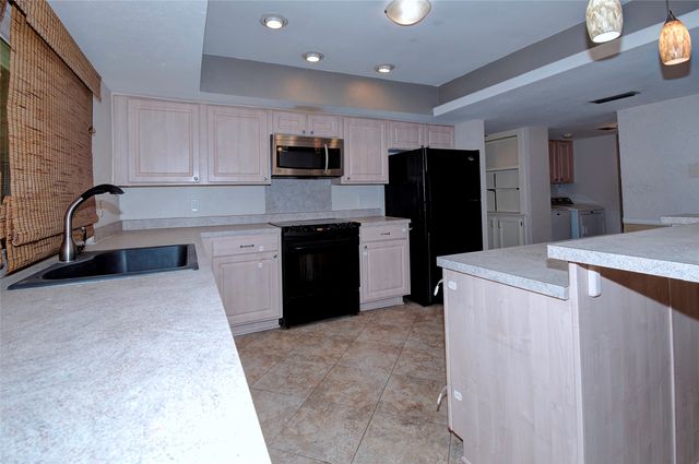 3201 Christie Circle, Garland, TX 75044