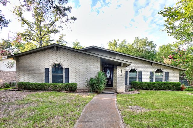 3201 Christie Circle, Garland, TX 75044