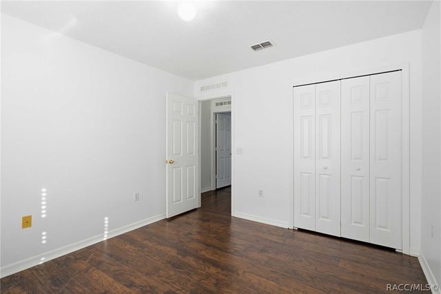 3975 W Wilburton Drive, Citrus Springs, FL 34433