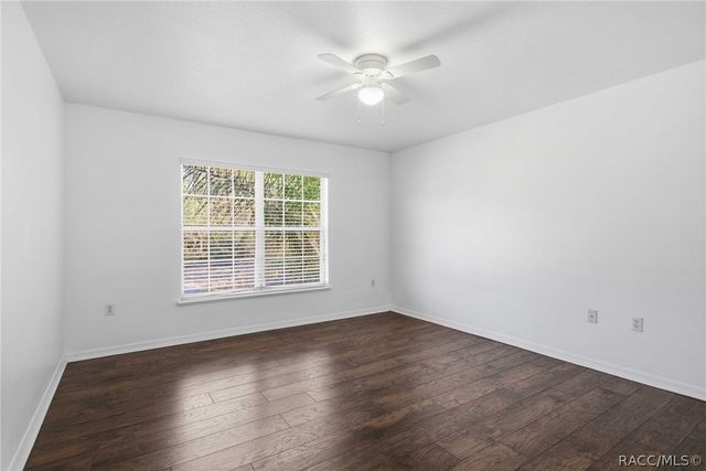 3975 W Wilburton Drive, Citrus Springs, FL 34433