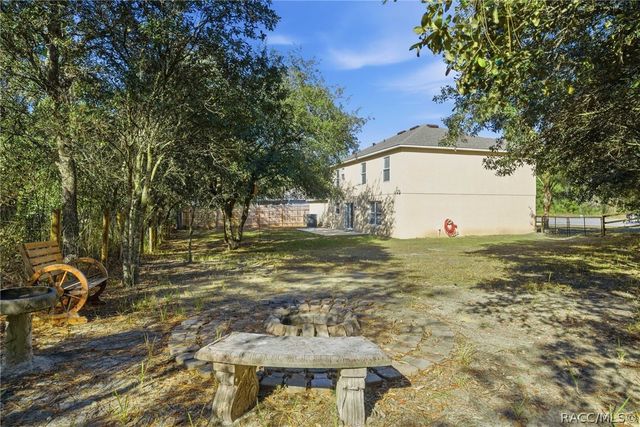 3975 W Wilburton Drive, Citrus Springs, FL 34433