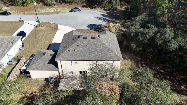 3975 W Wilburton Drive, Citrus Springs, FL 34433