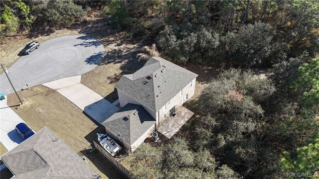 3975 W Wilburton Drive, Citrus Springs, FL 34433