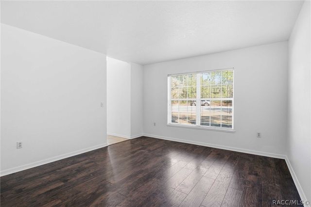 3975 W Wilburton Drive, Citrus Springs, FL 34433