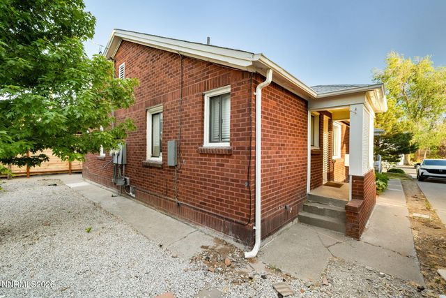 251 E Arroyo Street, Reno, NV 89502