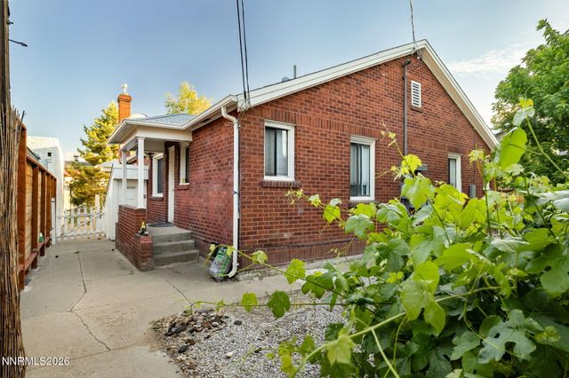 251 E Arroyo Street, Reno, NV 89502