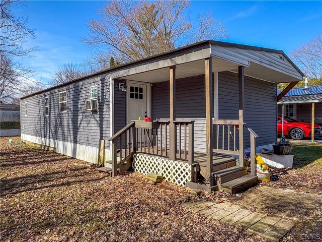 136 Concord Drive, Utica, NY 13502