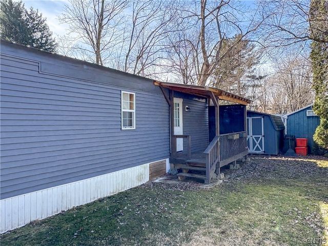 136 Concord Drive, Utica, NY 13502