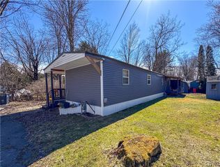 136 Concord Drive, Utica, NY 13502