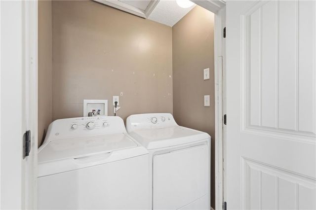 16912 Summit Drive, Belton, MO 64012