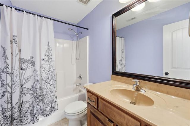 16912 Summit Drive, Belton, MO 64012