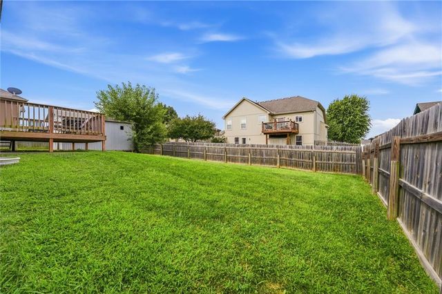 16912 Summit Drive, Belton, MO 64012